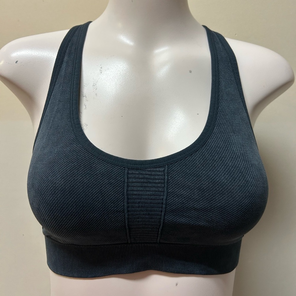2/$20❤️- BRA | Women’s RBX sports bra size large